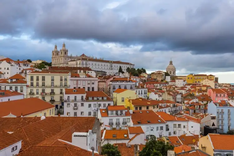 5 Razões para Investir no Mercado Imobiliário em Portugal em 2024